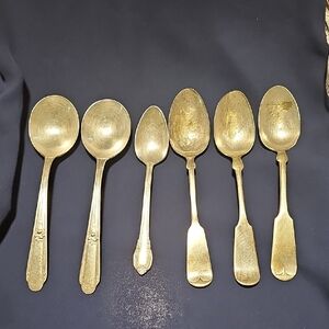 Luxurious Silver Spoon Set